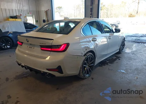 2022 BMW 330I xDrive z USA, uszkodzony, nr VIN 3MW5R7J01N8C57424